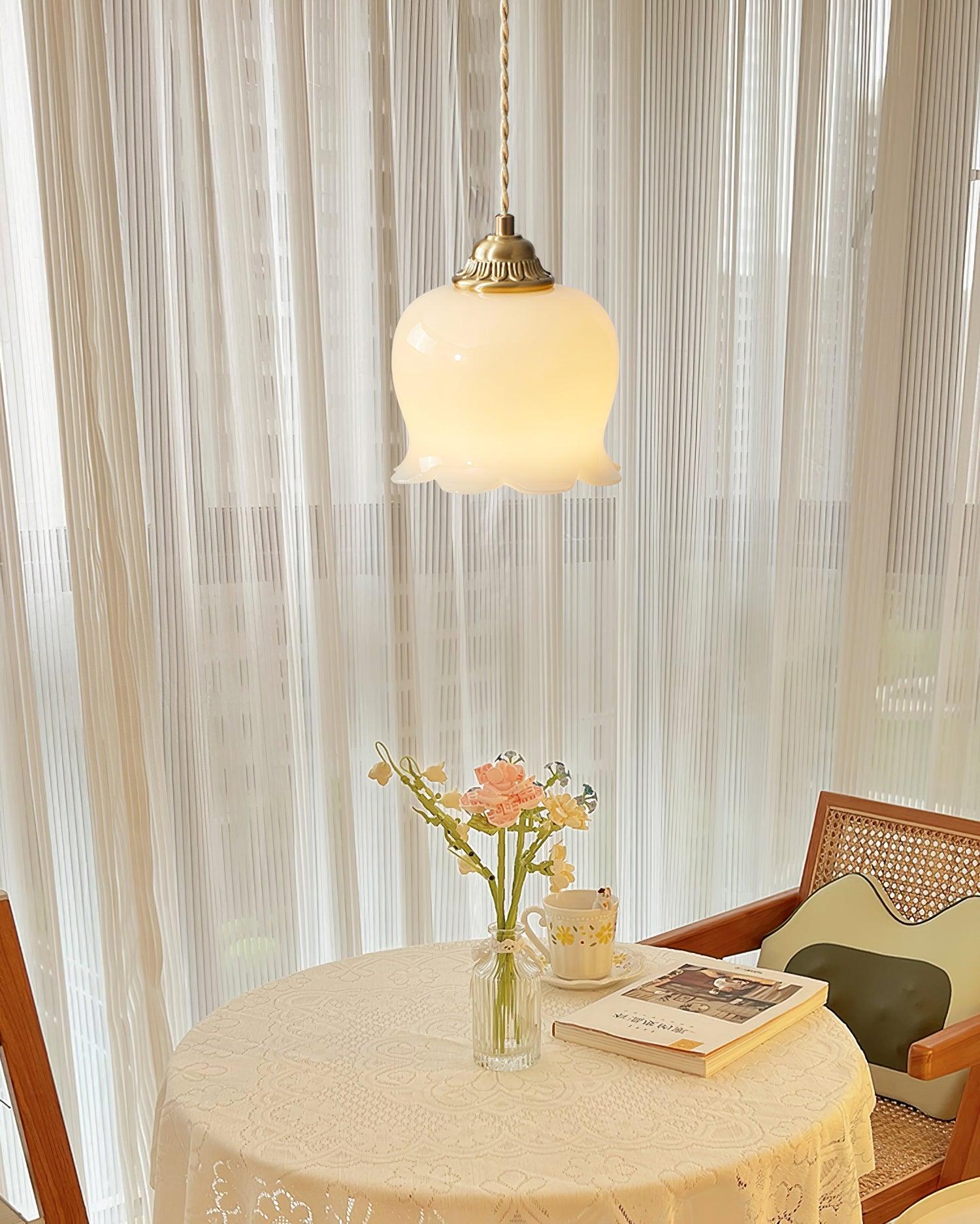 Lampa wisząca kwiatowa Anow