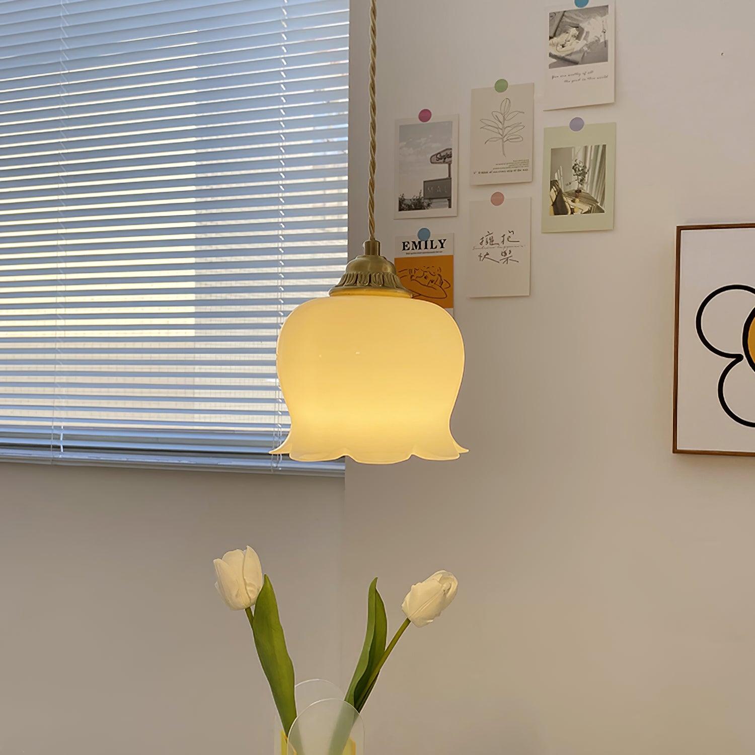 Lampa wisząca kwiatowa Anow