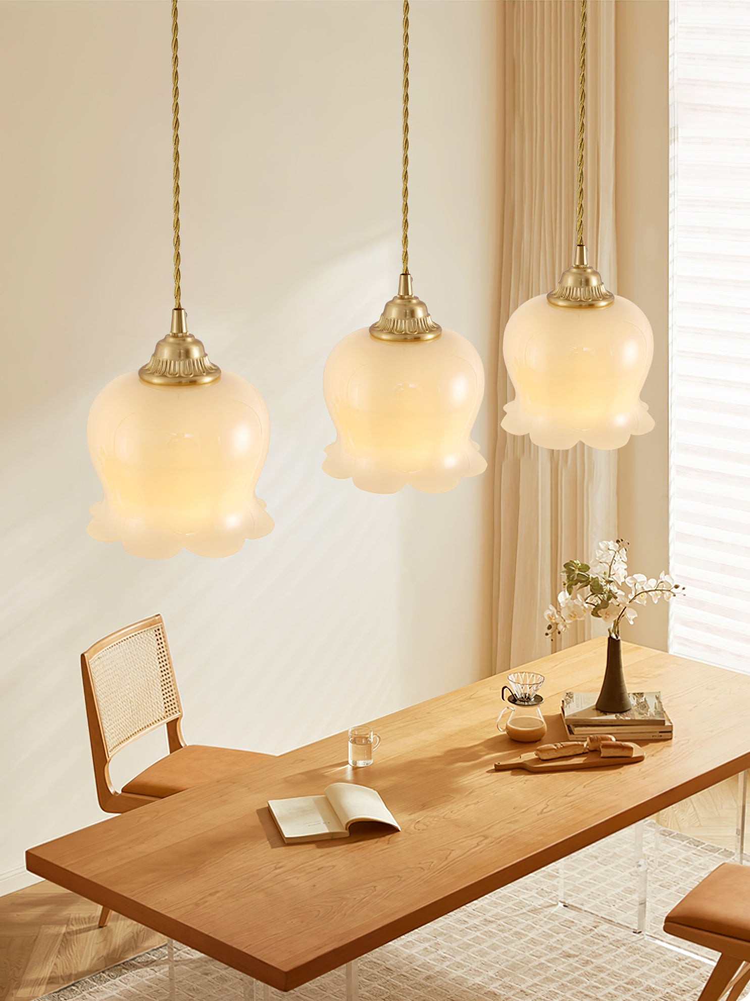 Lampa wisząca kwiatowa Anow
