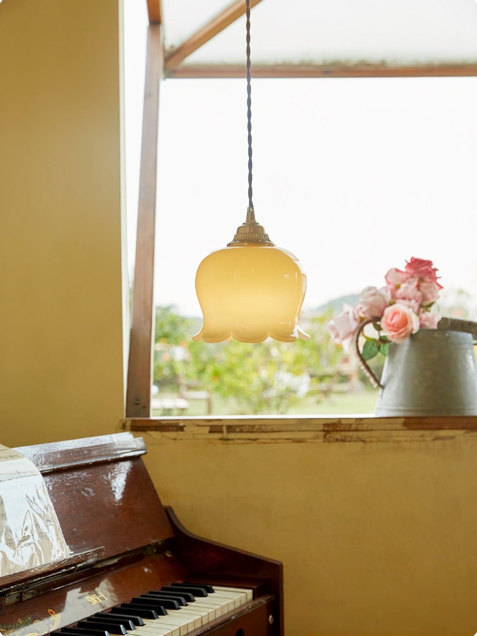 Lampa wisząca kwiatowa Anow